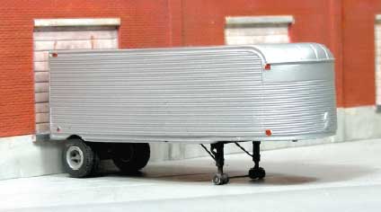 1940-1951 Fruehauf 26' Stainless Steel Single-Axle Dry Van Trailer - Resin Kit -- Unpainted Resin Kit