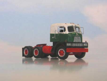 1958-1962 Mack H-67 Tandem-Axle Tractor Only - Resin Kit -- Undecorated