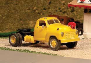 1949-1953 Studebaker Highway Semi Tractor - Resin Kit -- Unpainted Resin Castings
