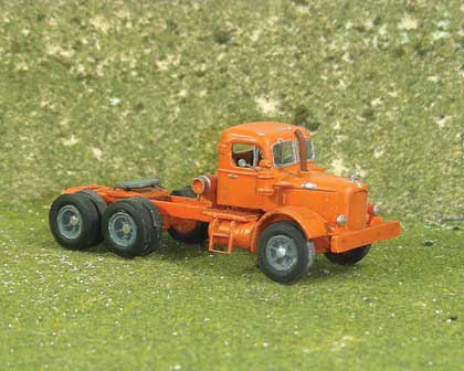 1950-1956 Mack LM Tandem-Axle Off-Road/Highway Tractor - Resin Kit -- Unpainted