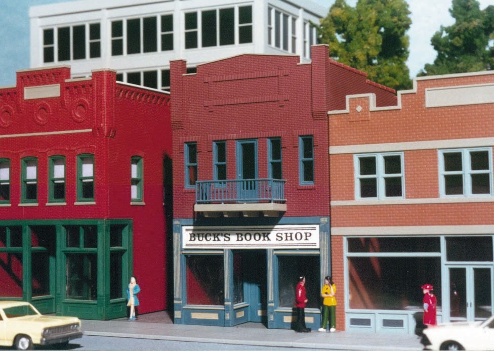Buck's Book Shop -- Kit - 4-3/4 x 2-3/4"  11.9 x 6.9cm-2