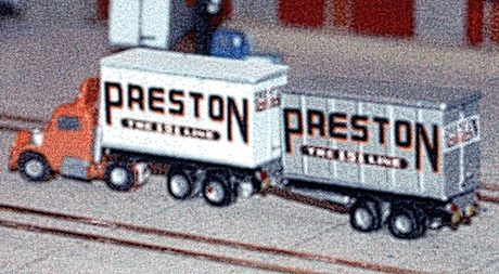 Nansen Street Models - Division of N Scale Architect -- 20' Trailer Containers (5 Different Decals) pkg(5)