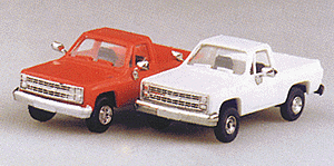 Trucks Chevrolet -- 4-Wheel Drive Pick-Up (white)-1