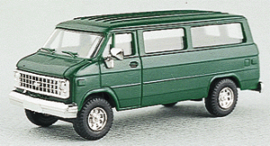 Military - US/NATO (Modern) - Light Trucks -- Chevrolet Personnel Van (green)