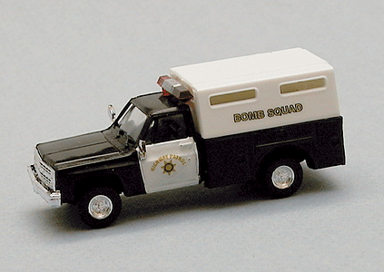 Chevrolet Pick-Up with Special Body - Emergency - Police Vehicles -- California Highway Patrol - Bomb Squad