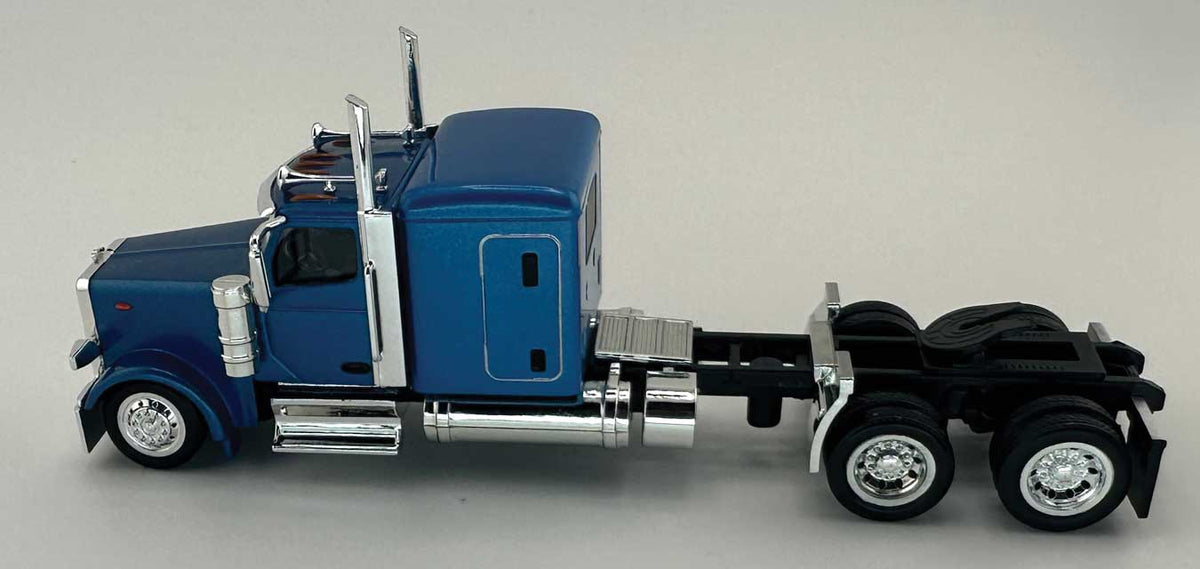 Peterbilt 589 72" Sleeper-Cab Semi Tractor - Assembled -- Metallic Blue-3