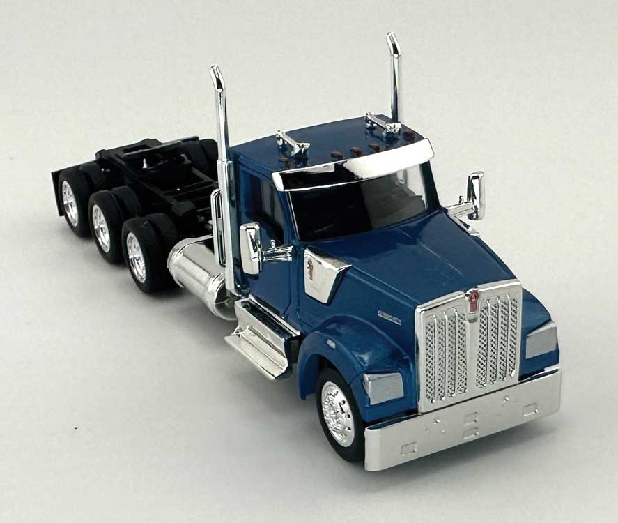 Kenworth 990 3-Axle Day-Cab Semi Tractor - Assembled -- Metallic Blue-1