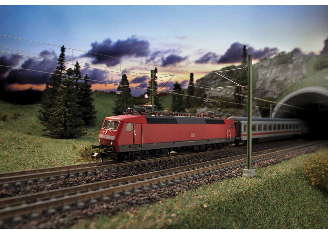 Intercity Passenger Train Starter Set - Standard DC - Minitrix -- German Federal Railway - Class 120, 2 Cars, Track Oval, Power Pack-3
