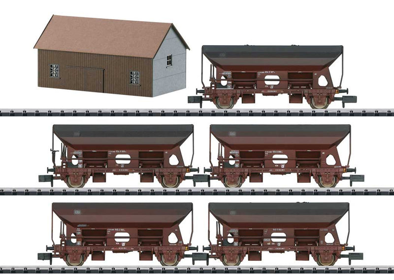 Type Fcs 090 and Fcs 092 Hopper 5-Pack - Ready to Run - Minitrix -- German Federal Railroad DB (Era IV, Boxcar Red)-1