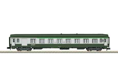 Type B7D 2nd Class Combine - Ready to Run - Minitrix -- French State Railways SNCF  (Era V 1994, gray, white, green)