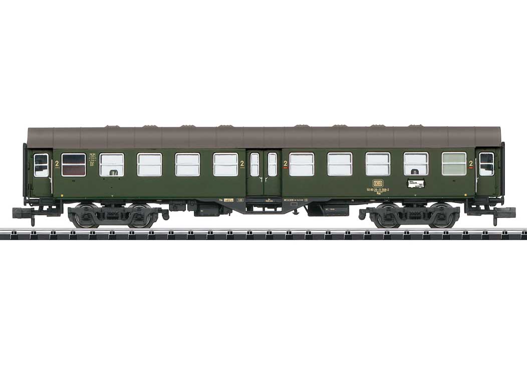 Type Byg 514 2nd Class Rebuild Coach - Ready to Run - Minitrix -- German Federal Railroad DB (Era IV 1976, green, gray)