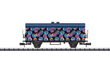 2-Axle Reefer w/Smooth Sides - Ready to Run - Minitrix -- 2025 SmileyWorld(R) Car (purple, blue, black smiley graphics)
