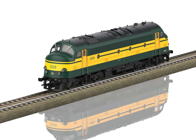 Class 52 Diesel - Sound and DCC -- Belgian State Railways SNCB/NMBS #5209 (Era IV, green, yellow)-1
