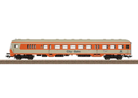 Type BDnrzf 784.1 2nd Class Cab Coach - Ready to Run -- German Federal Railroad DB (Era IV 1986, orange, light gray)-1