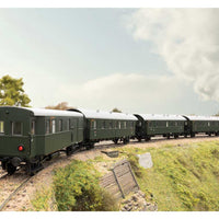 Thunderbox 4-Car Set with Cab Car, Sound & Lights - Exclusiv -- German Federal Railway (Era III Mid-1950s; green, silver)