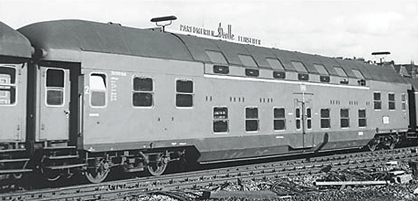 Bi-Level Car -- German Federal Railway #30 999