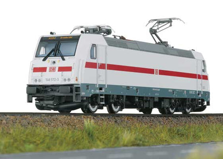 Bombardier Traxx Electric Class 146.5 - Sound & DCC -- German Railroad DB AG #146 572-3 (Era VI 2020, white, red, gray)-1