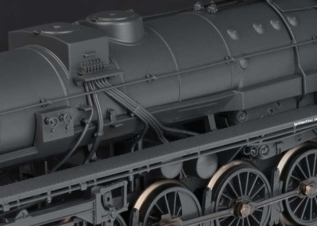 Class 52 2-10-0 with Tub Tender - Sound and DCC -- German State Railroad DR #52 1400 (Era II 1943/1944, gray)-4