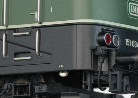 Class 151 Electric - Sound and DCC -- German Federal Railroad DB #151 034-6 (Era IV, green, black)-5