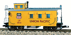 Wood Side Caboose -- Union Pacific (yellow/silver)