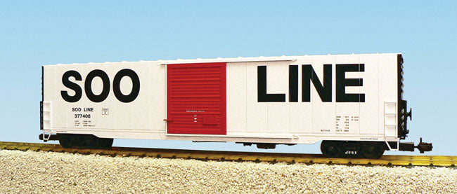 Ultimate Series 60' Steel Single-Door Boxcar w/Cushioned Coupler - Ready to Ru -- Soo Line (white, red Door)
