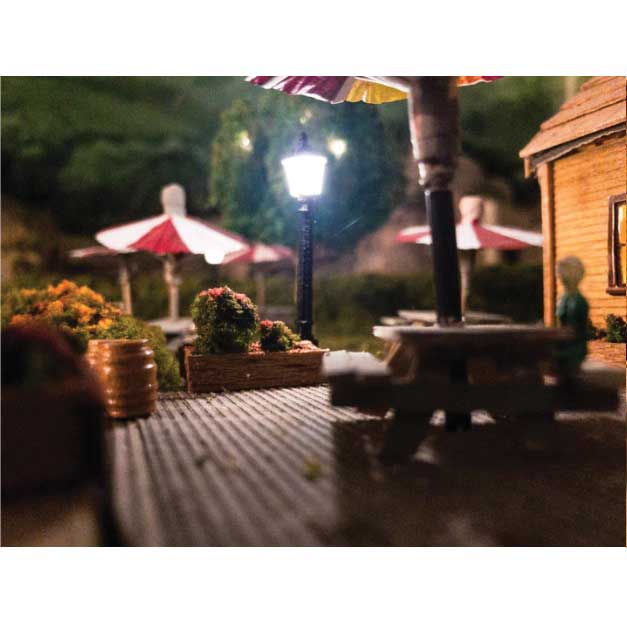 DVSL102BL Fiber-Lit Carriage Street Lamps -- Black pkg(3)-1