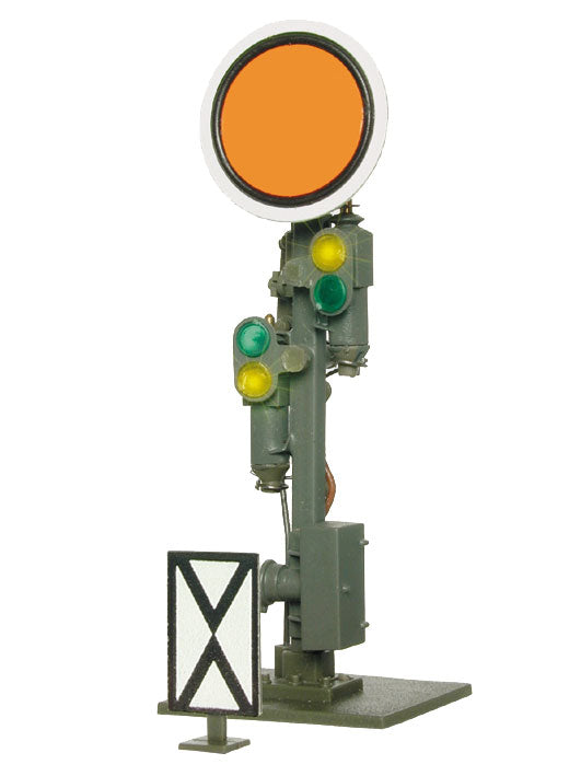Operating European-Style Movable-Disc Semaphore Distant Signal - Assembled -- Single Disc-2
