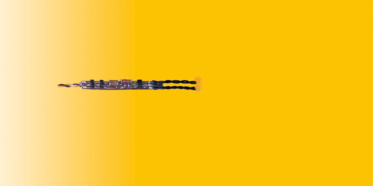 LED w/Wires & Resistor -- Yellow, 1/16 x 1/32"  1.6 x .8mm pkg(5)-1