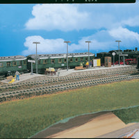 Platform Hall Add-On Section -- 18-3/8 x 1-15/16 x 3-3/8"  46 x 4.8 x 8.5cm