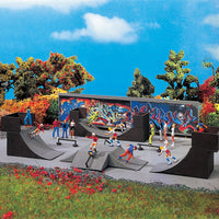 Roller Bladers/Skateboarders Park (Assorted Ramps) -- Without figures