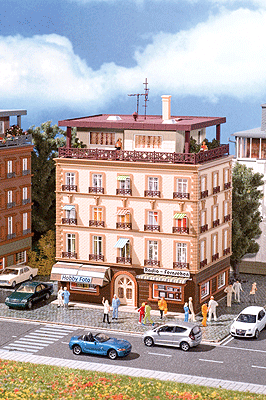 Stucco Apartment Building w/Penthouse -- Kit - 5-1/8 x 4-1/8 x 7-11/16"  13 x 10.5 x 19.5cm-1