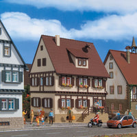 House - Kit -- (beige, Brown Trim)  4-1/2 x 3-1/2 x 5-1/2"  11.5 x 9 x 14cm