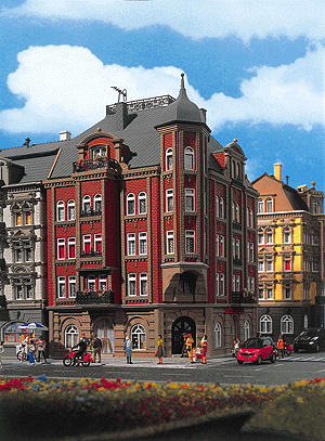5-Story Corner Building Castle Avenue #1 (Red Brick) -- 5-5/8 x 5-5/8 x 9-13/64"  14 x 14 x 23cm-1