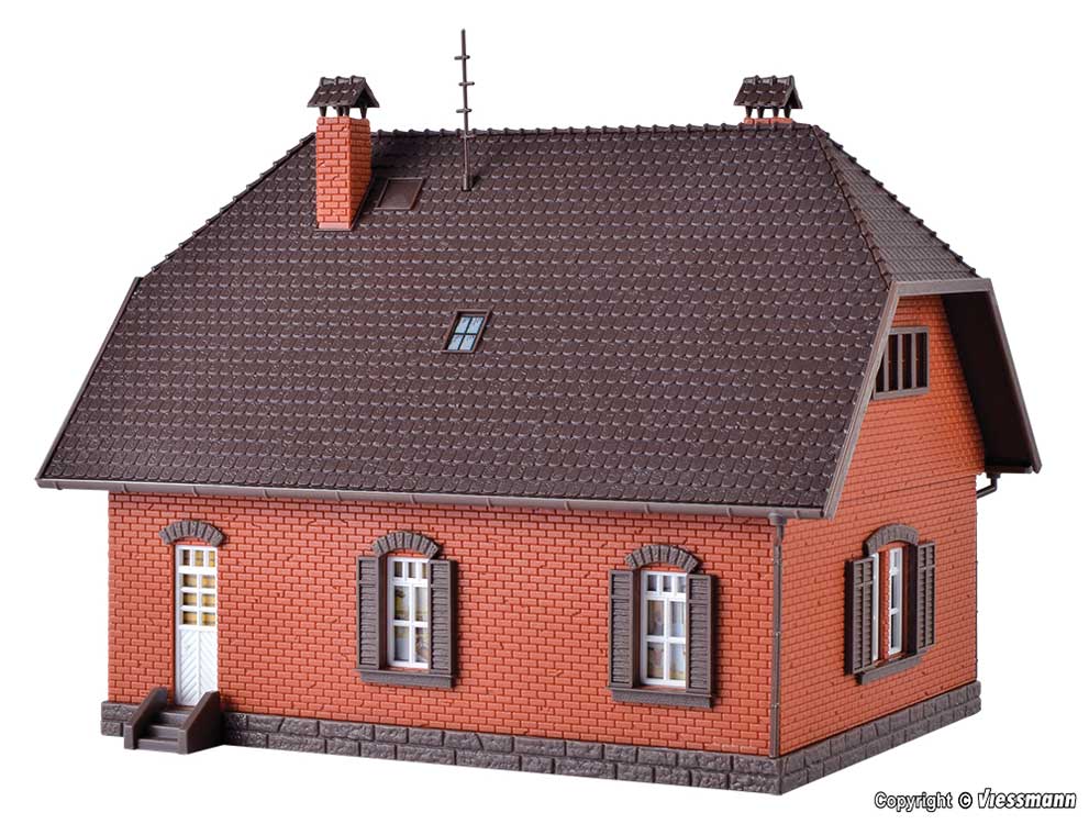 Brick Small Village School -- Kit - 6-3/8 x 4-3/4 x 4-7/8"  16.2 x 12 x 12.3cm-2