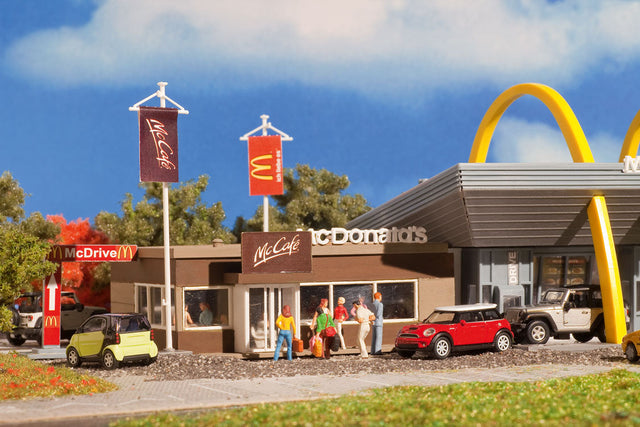 McCafe (McDonald's Coffee House) -- Kit - 4-1/2 x 3-3/4 x 1-3/4"  11.5 x 9.5 x 4.5cm