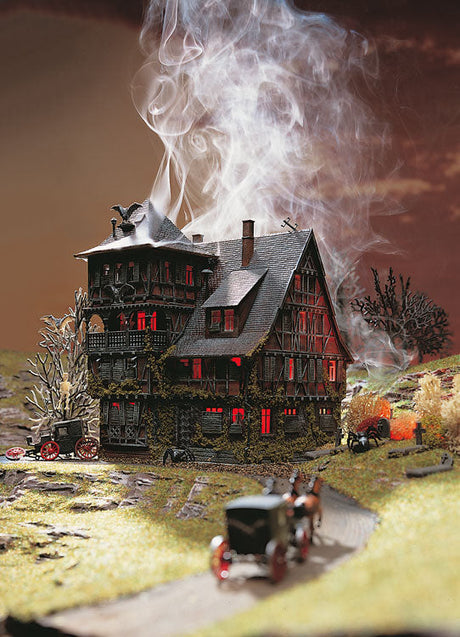 Vampire Villa - Kit -- 4-13/16 x 4-13/16 x 5-13/16"  12 x 12 x 14.5cm