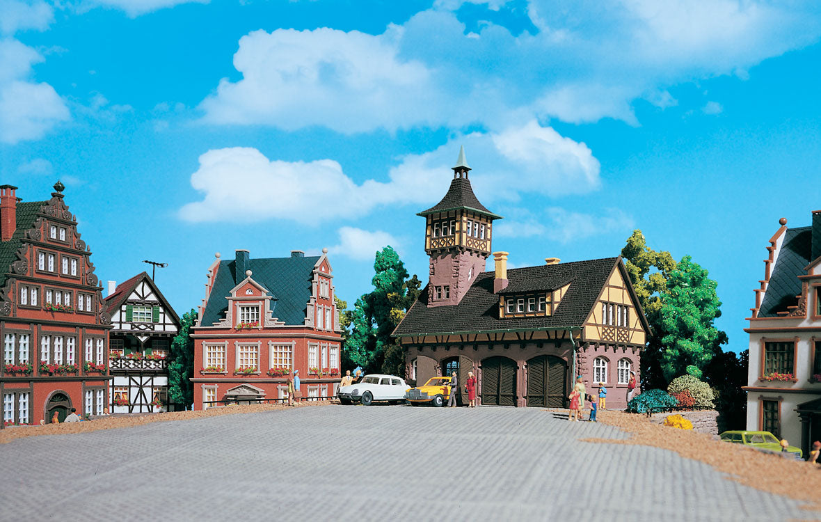 Maintenance Depot -- 5-1/2 x 3-1/8 x 6-5/8"  14 x 8 x 17cm