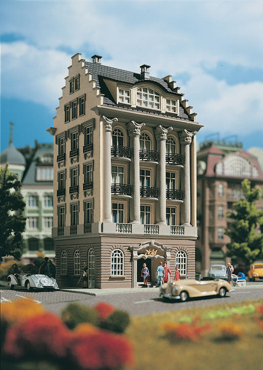 4-Story Hotel -- 4-3/8 x 3-3/4 x 8-3/4"  11 x 9.5 x 22cm-2