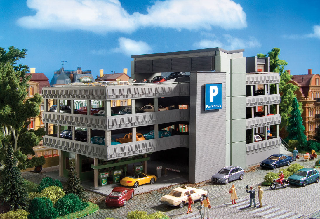 Parking Garage -- Kit - 15 x 7-1/2 x 7-1/16"  38 x 19 x 18cm