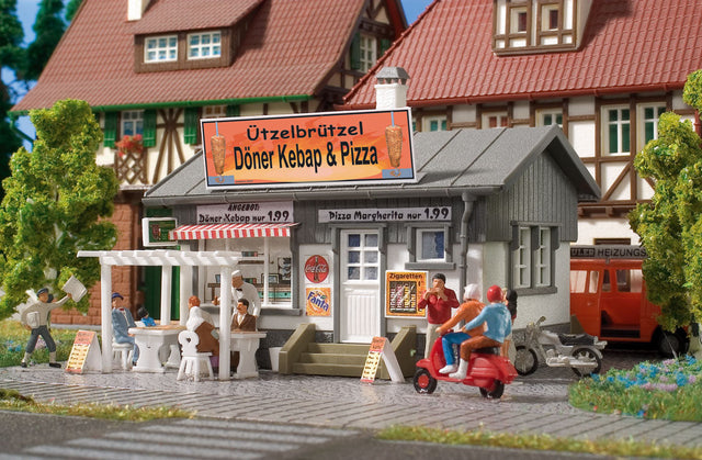 Utzelbrutzel Snack Bar - Kit -- 3-1/2 x 3-3/8 x 2-3/4"  9 x 8.5 x 7cm
