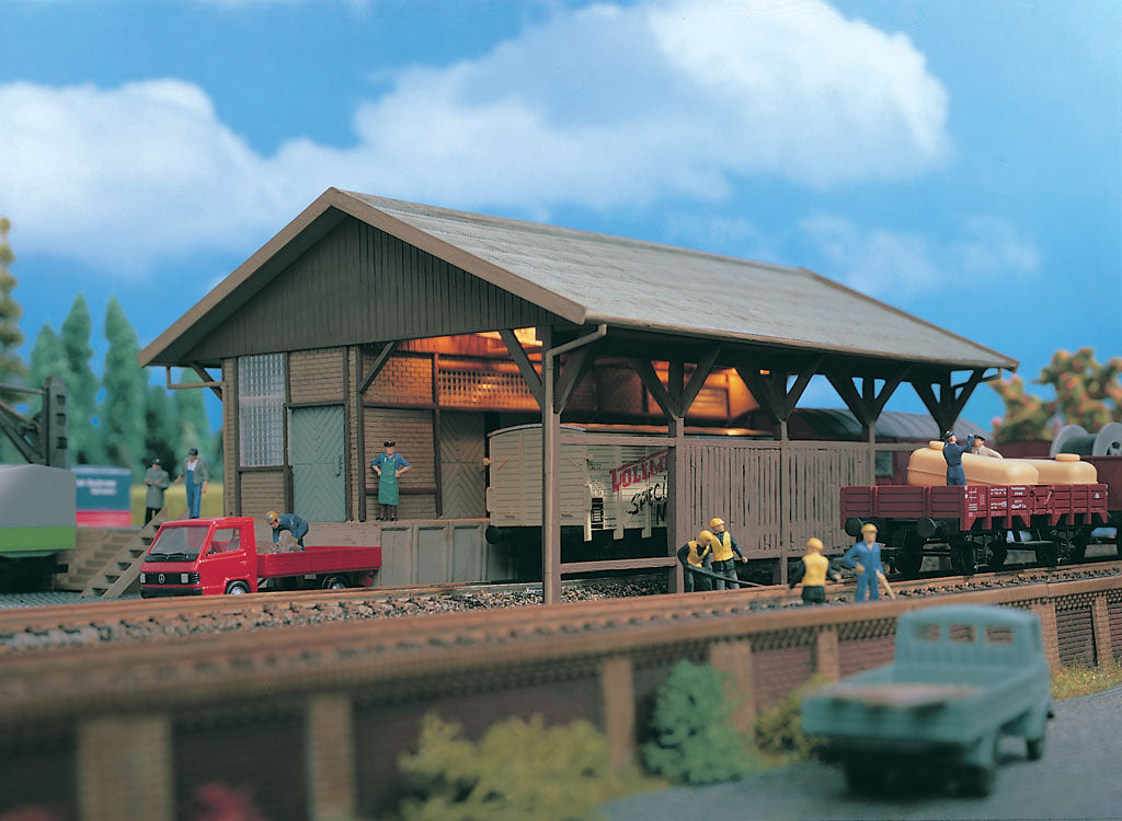 Freight Shed -- 6-13/16 x 4 x 2-5/8" 17 x 10 x 7cm