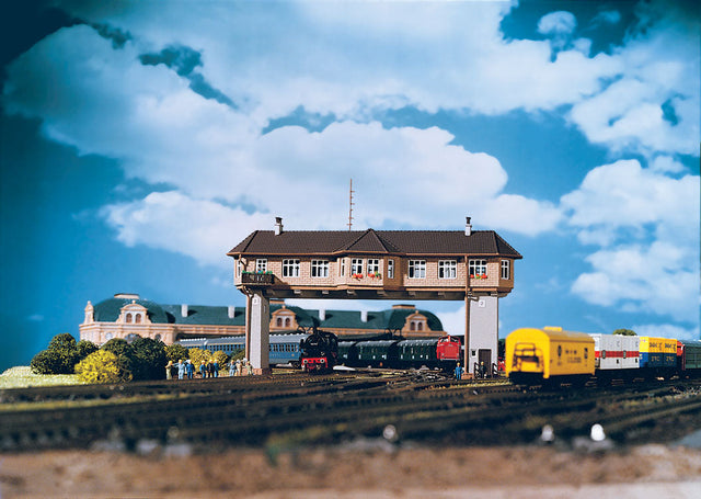 Double Track Switch Tower -- 8 x 2-1/2" 20 x 6cm