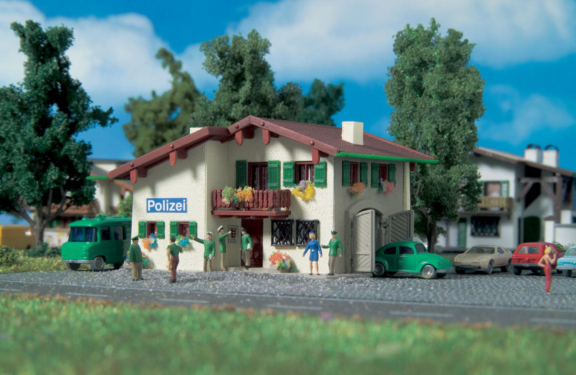 Police Station -- 7.5 x 7.5 x 4.5cm-1