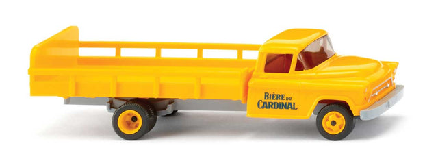 1955-1956 Chevrolet Beverage Truck - Assembled -- Cardinal Beer (yellow, German Lettering)
