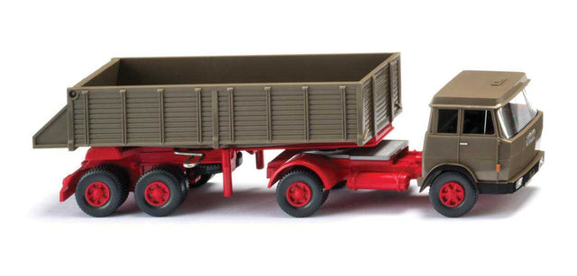 1969-1971 Hanomag Henschel Tractor with Dump Trailer - Assembled -- Beige, Red