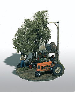 Mini-Scene(TM) Unpainted Metal Kit -- Tractor Pit Stop