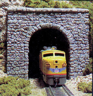 Single-Track Tunnel Portal (Hydrocal Plaster Casting) -- Random Stone-2