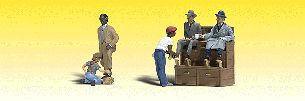 Scenic Accents(R) Figures -- Shoe Shiners pkg(2)