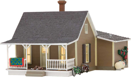Granny's House - Built & Ready(R) Landmark Structures(R) -- Assembled - 2-1/32 x 2-29/32"  5.2 x 7.4cm-2