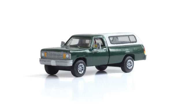 Modern Era Vehicles -- Camper Shell Truck (green, white)